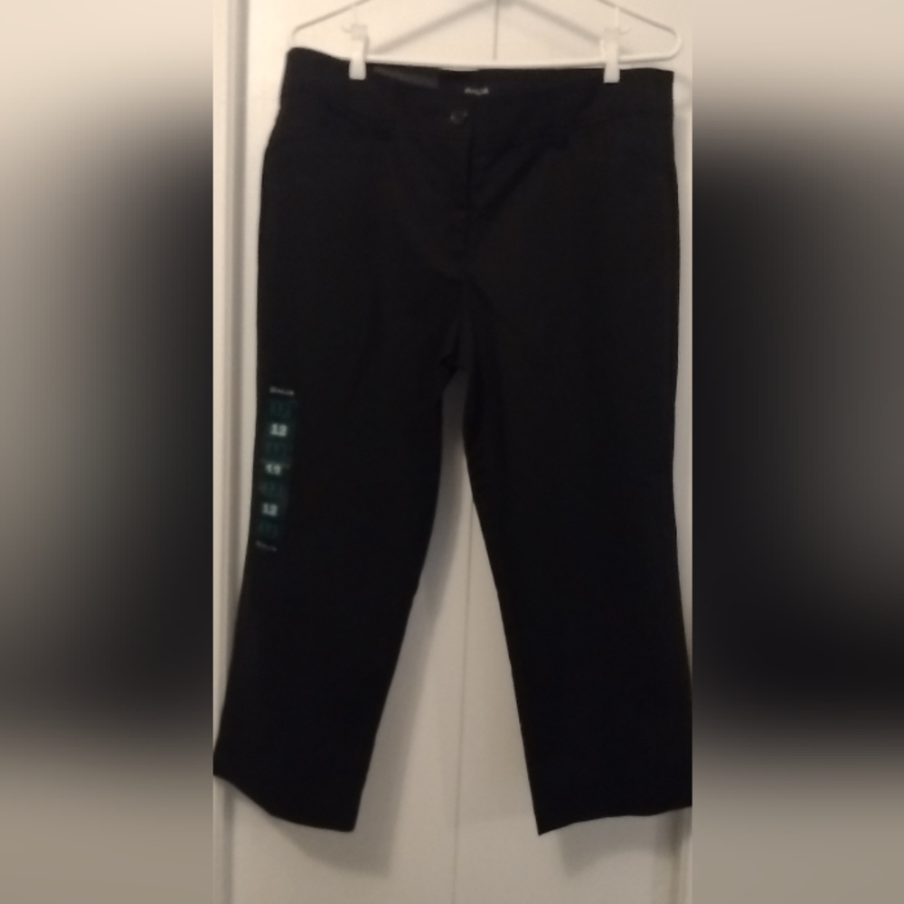 NEW Dahlia straight leg black pants size 12